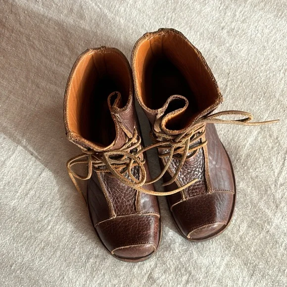 Cydwoq “Pocket” Leather Boots - Picture 5 of 13